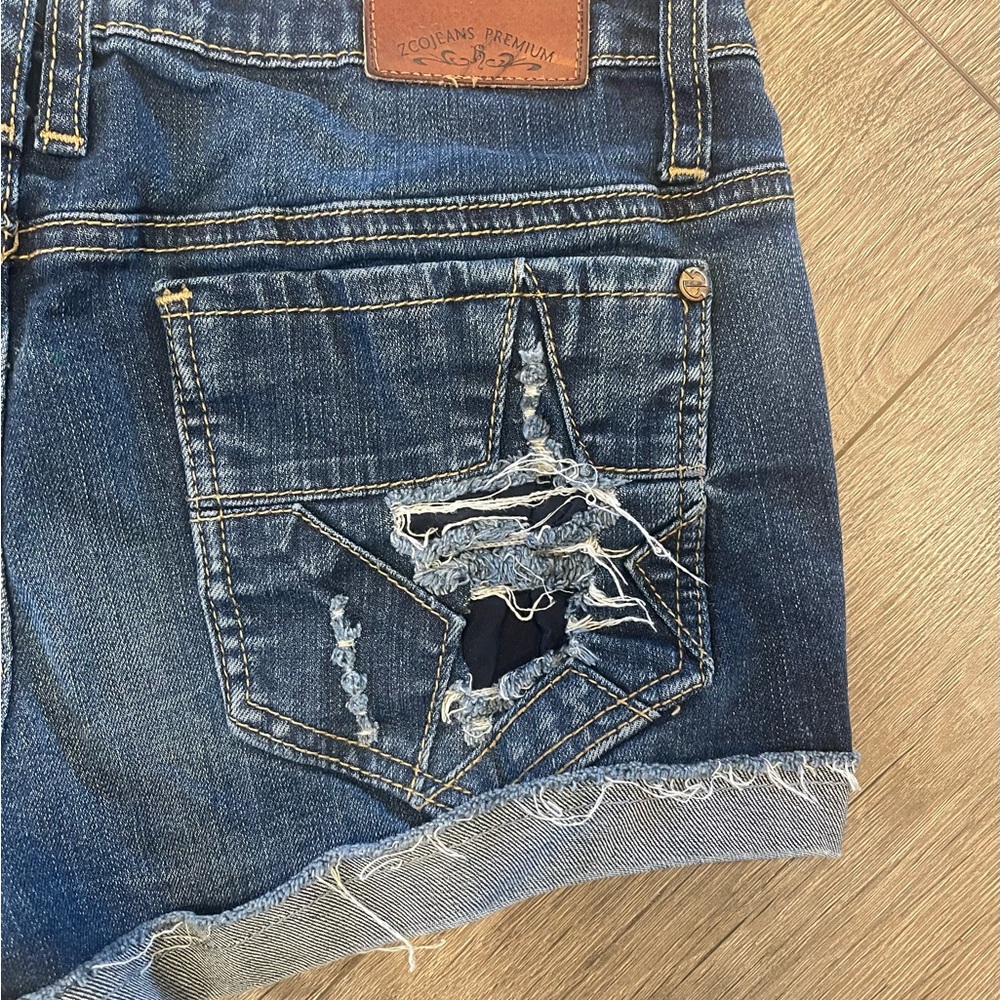 Bundle of 4 Shorts Size 11 - Picture 6 of 11